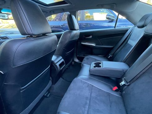 Used 2014 Toyota Camry SE image 21