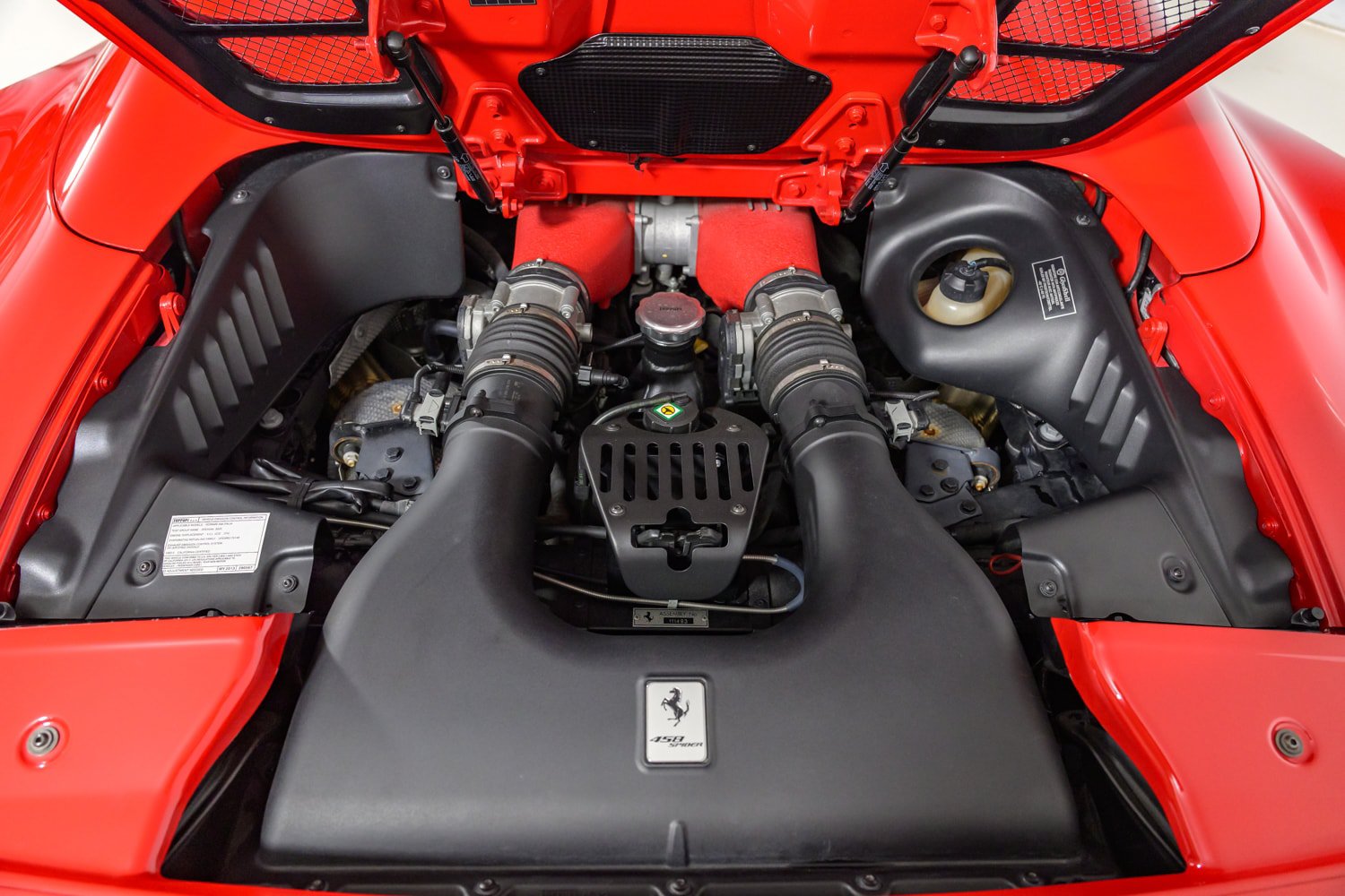 Used 2013 Ferrari 458 Spider RWD image 66