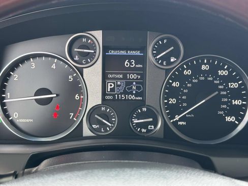 Used 2015 Lexus LX 570 4WD w/ Luxury Package image 19