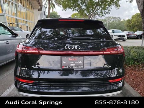 Used 2019 Audi e-tron Premium Plus image 21