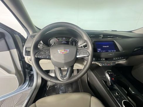 Used 2023 Cadillac XT4 Premium Luxury w/ Enhanced Visibility Package FWD image 14