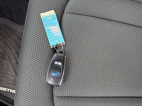 Used 2024 Subaru Crosstrek 2.0i Premium w/ Popular Package #4 image 30