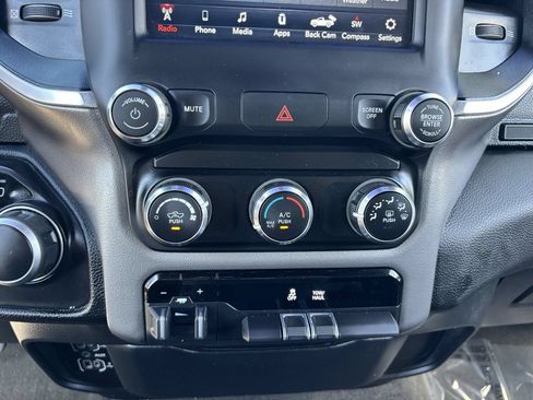 Used 2021 RAM 1500 Big Horn AWD/4WD image 22