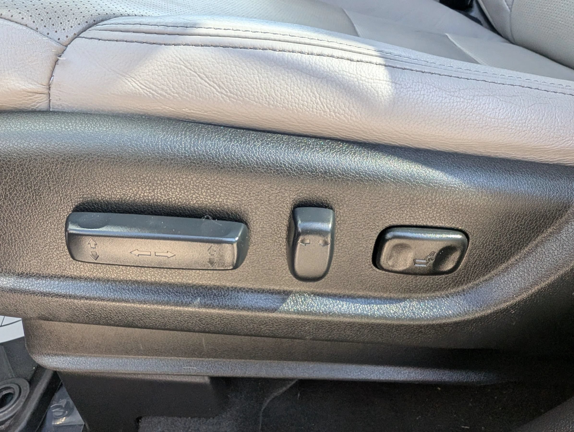 Used 2016 Honda CR-V Touring image 25