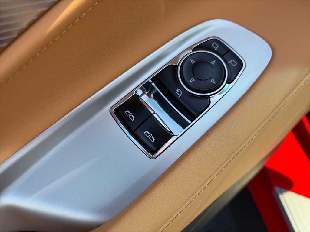 Used 2022 Chevrolet Corvette Stingray Preferred Cpe w/ Battery Protection Package RWD image 17
