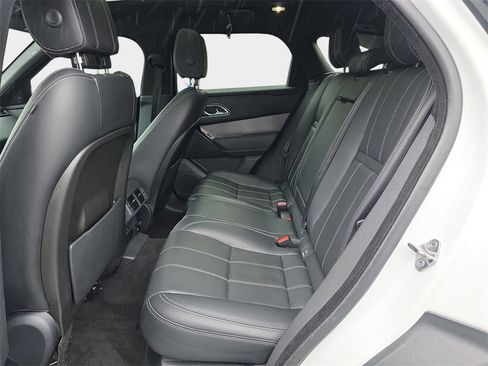 Used 2019 Land Rover Range Rover Velar S image 17