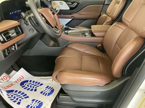 Certified 2025 Lincoln Aviator Reserve w/ Equipment Group 201A image 20