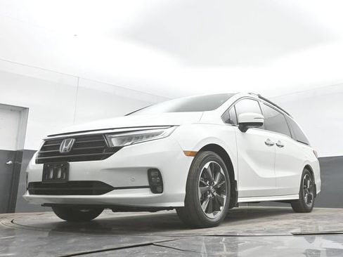 Used 2021 Honda Odyssey Elite image 47