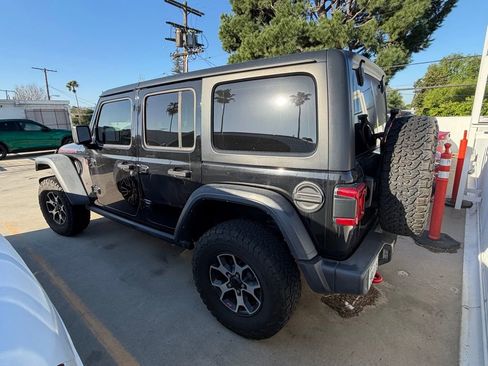 Used 2022 Jeep Wrangler Unlimited Rubicon w/ LED Lighting Group AWD/4WD image 4