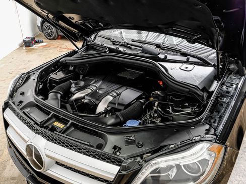 Used 2014 Mercedes-Benz GL 450 4MATIC image 43