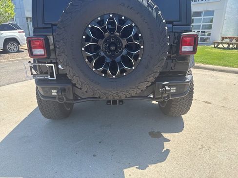 Used 2024 Jeep Wrangler Sport AWD/4WD image 22