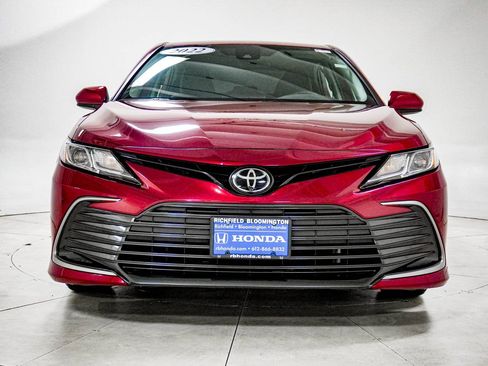 Used 2022 Toyota Camry LE image 15