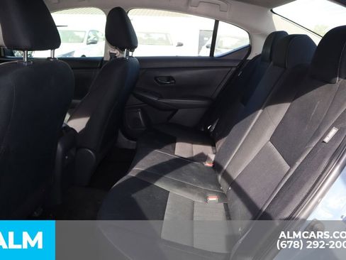 Used 2024 Nissan Sentra SV image 17