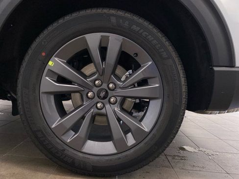 New 2026 Ford Explorer Active w/ Active Comfort Package image 24