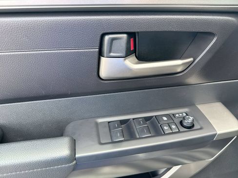Used 2025 Toyota Sequoia SR5 AWD/4WD image 21