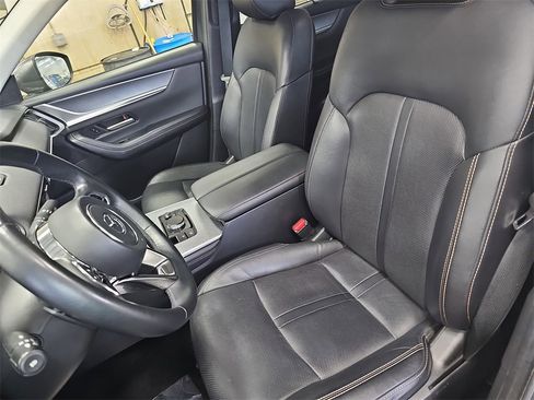 Used 2024 MAZDA CX-90 3.3 Turbo w/ Preferred Plus image 15