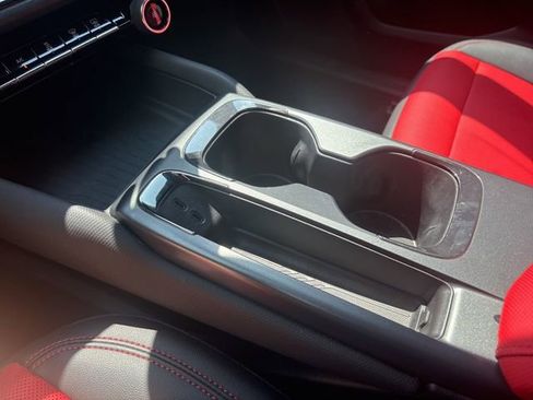 Used 2024 Chevrolet Equinox EV RS image 22