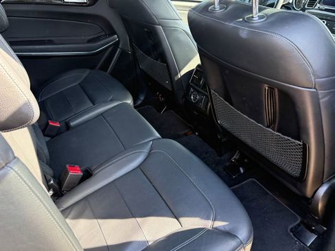 Used 2017 Mercedes-Benz GLS 550 4MATIC image 8