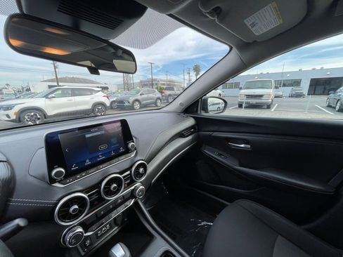 Used 2024 Nissan Sentra SV image 35