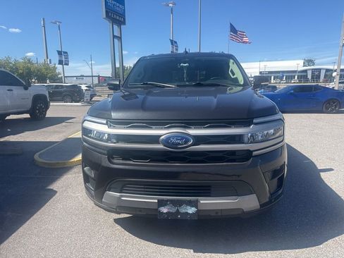 Used 2022 Ford Expedition XLT RWD image 4