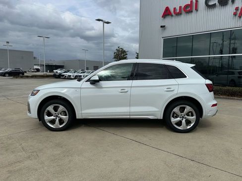 Certified 2025 Audi Q5 2.0T Premium Plus w/ Premium Plus Package image 7