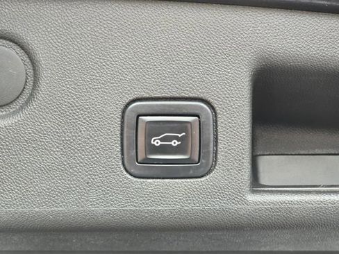 Used 2022 Chevrolet Equinox LT image 30