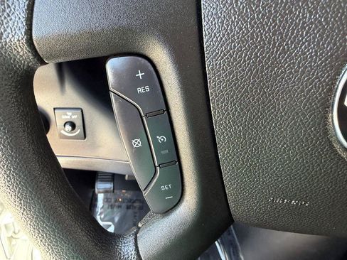 Used 2024 GMC Savana 2500 w/ Driver Convenience Package RWD image 19