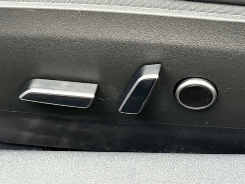 Used 2023 Tesla Model 3 Standard Range RWD image 28