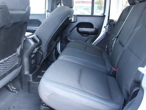 Used 2024 Jeep Wrangler Unlimited Rubicon 4xe AWD/4WD image 39