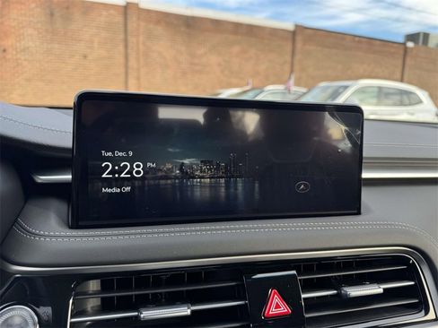 Certified 2026 Genesis G70 2.5T Prestige image 23