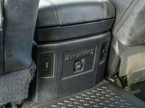 Used 2015 RAM 2500 Limited AWD/4WD image 38