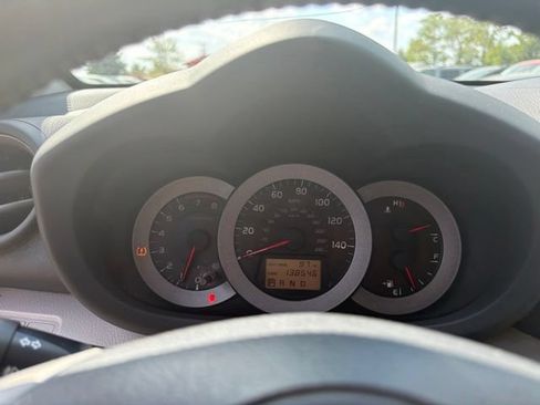 Used 2006 Toyota RAV4 Limited AWD/4WD image 11