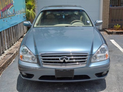Used 2005 INFINITI Q45 w/ (P01) Premium Pkg image 3