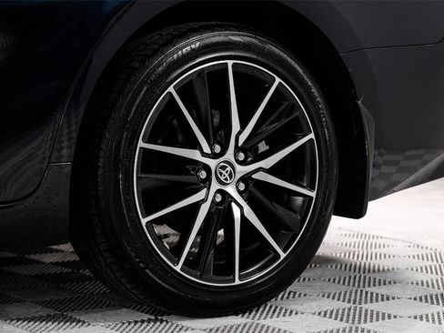 Used 2021 Toyota Camry SE image 50