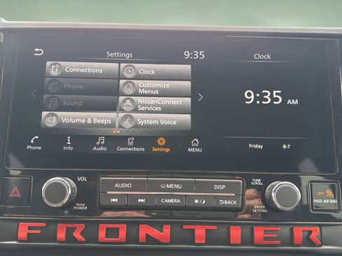 Used 2026 Nissan Frontier PRO-4X AWD/4WD image 39