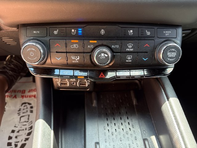 Used 2025 Dodge Durango R/T w/ Blacktop Package AWD/4WD image 18