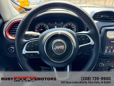 Used 2018 Jeep Renegade Trailhawk AWD/4WD image 14