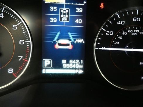 Used 2019 Subaru Crosstrek 2.0i Limited w/ Moonroof Package w/Navigation image 15