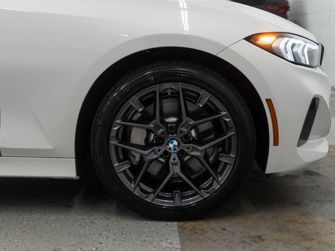 Used 2026 BMW 330i xDrive Sedan AWD/4WD image 38