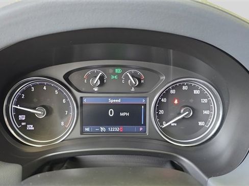 Used 2024 Buick Enclave Essence w/ Experience Buick Package image 10