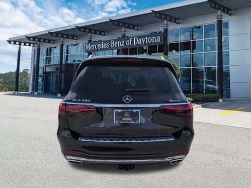 Used 2024 Mercedes-Benz GLS 580 4MATIC w/ Warmth & Comfort Package image 5