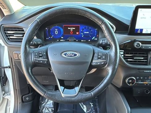Used 2020 Ford Escape Titanium w/ Titanium Premium Package 2.0 image 10