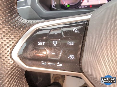 Used 2023 Volkswagen Tiguan SEL R-Line image 17