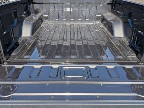 New 2026 Jeep Gladiator Sport AWD/4WD image 32