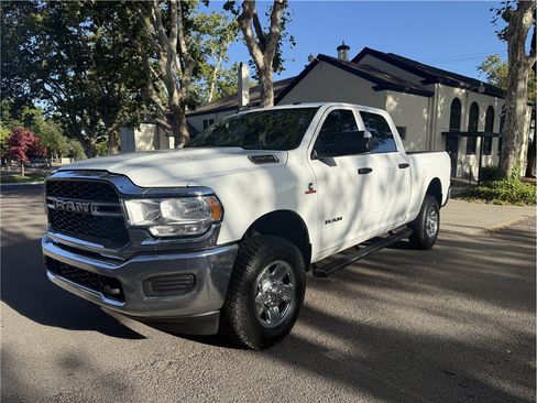 Used 2022 RAM 3500 Tradesman AWD/4WD image 3