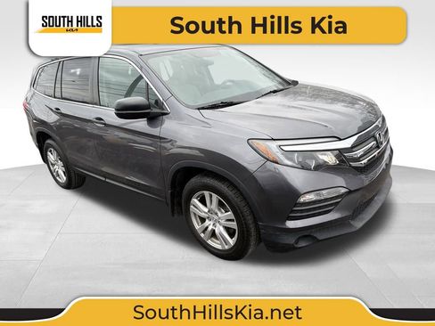 Used 2018 Honda Pilot LX image 1