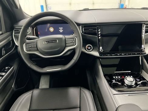 New 2026 Jeep Grand Wagoneer L Limited AWD/4WD image 11