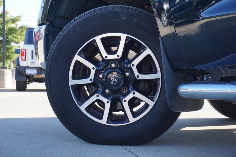 Used 2021 Toyota Tundra SR5 AWD/4WD image 16