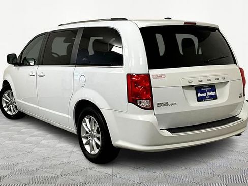 Used 2019 Dodge Grand Caravan SXT image 11