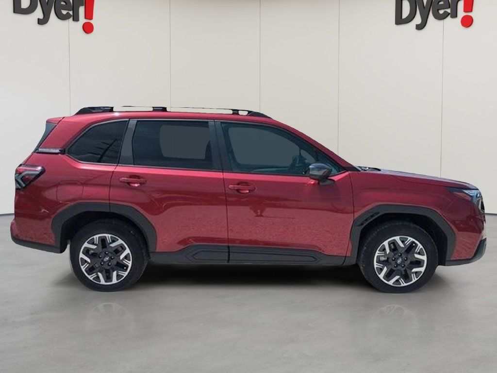 Used 2026 Subaru Forester Premium AWD/4WD image 2
